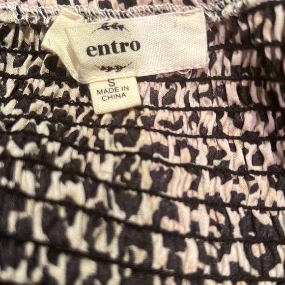NWT Entro cream and brown cheetah dress. Size S - Picture 3 of 7